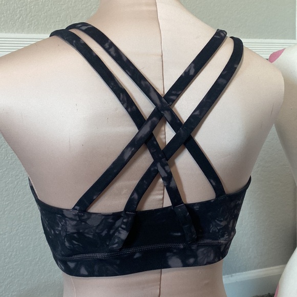 Lululemon size 6 - Picture 2 of 4